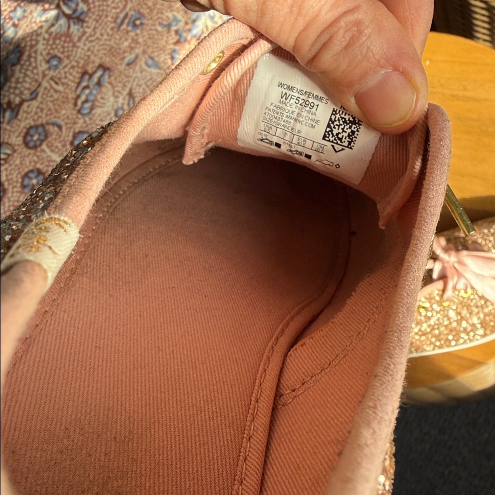 Keds Kate Spade New York Rose Gold Glitter Lace Up Sneakers satin bow blush pink - Picture 8 of 9